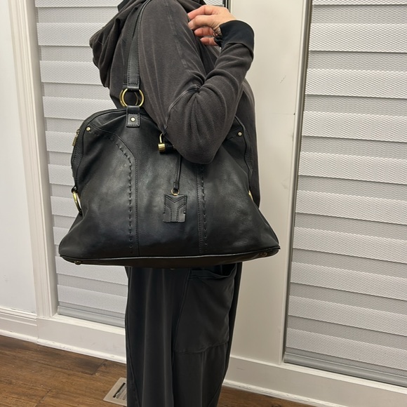 Yves Saint Laurent Black Shoulder Bag - Picture 13 of 16